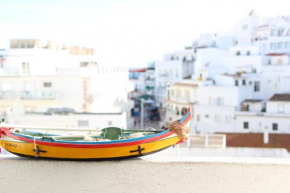 Отель Rich & Poor Hostel Albufeira  Албуфейра